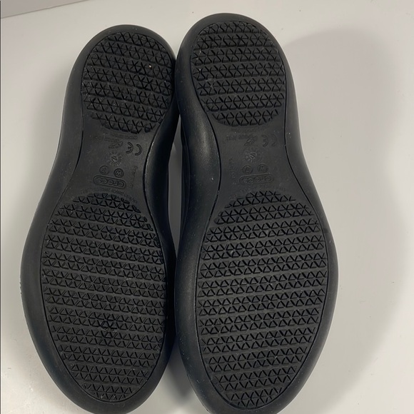 CROCS Black Slip-Resistant Work Flats Size 7 - Picture 4 of 4